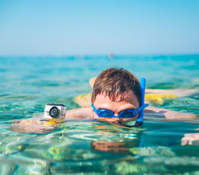 Top 5 Action Camera Flashlights for Underwater Adventures
